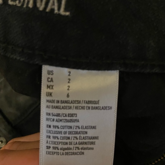 American Eagle jean shorts - Picture 4 of 4